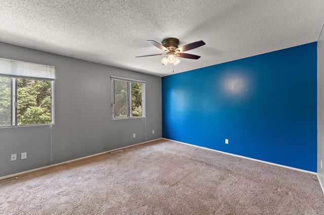 6357 15th Street N, Oakdale, MN 55128