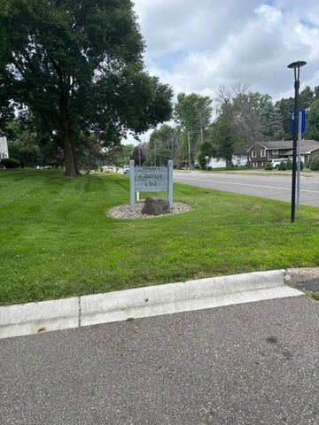 6357 15th Street N, Oakdale, MN 55128