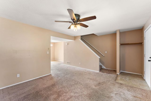 6357 15th Street N, Oakdale, MN 55128