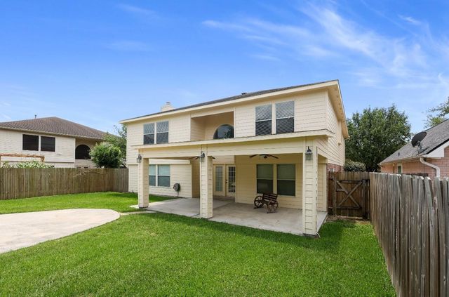 18222 Winding Timbers Lane, Humble, TX 77346