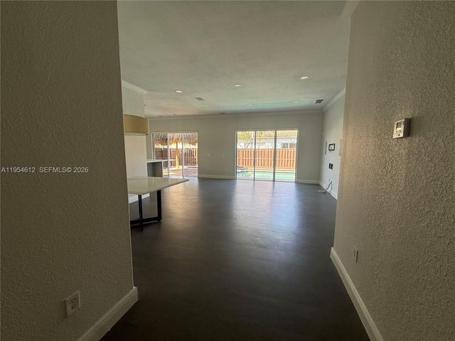 8835 NW 168th St 0, Miami Lakes, FL 33018