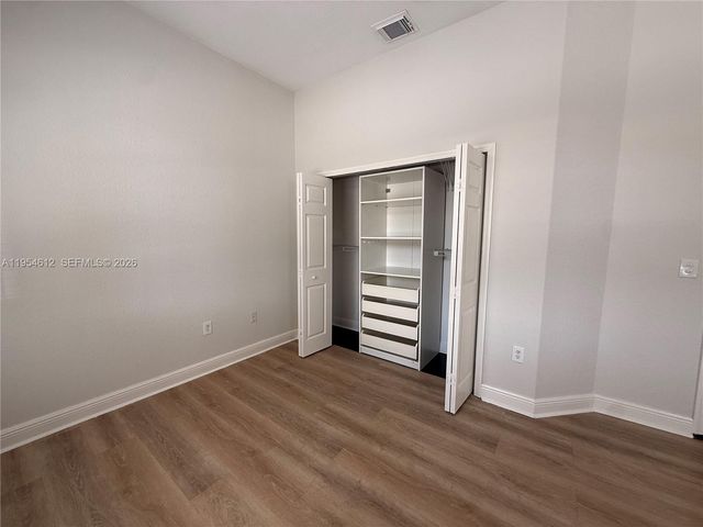 8835 NW 168th St 0, Miami Lakes, FL 33018