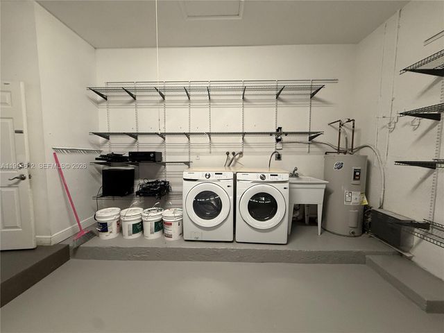 8835 NW 168th St 0, Miami Lakes, FL 33018