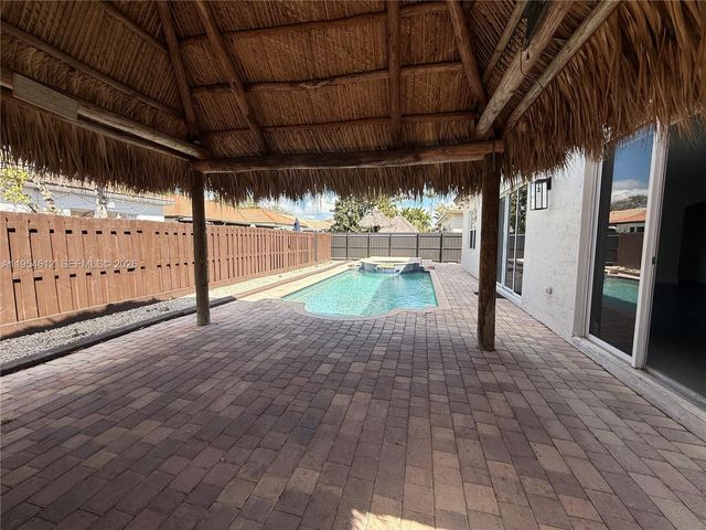 8835 NW 168th St 0, Miami Lakes, FL 33018