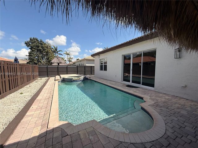 8835 NW 168th St 0, Miami Lakes, FL 33018