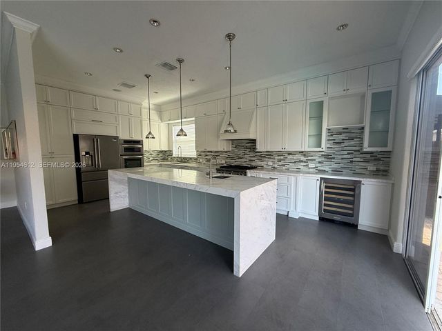 8835 NW 168th St 0, Miami Lakes, FL 33018