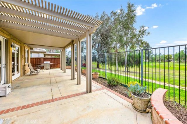 8061 Mickelson Way, Hemet, CA 92545