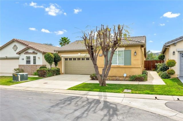 8061 Mickelson Way, Hemet, CA 92545