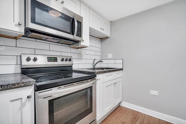 315 W Kimbell Avenue 03, Elmhurst, IL 60126