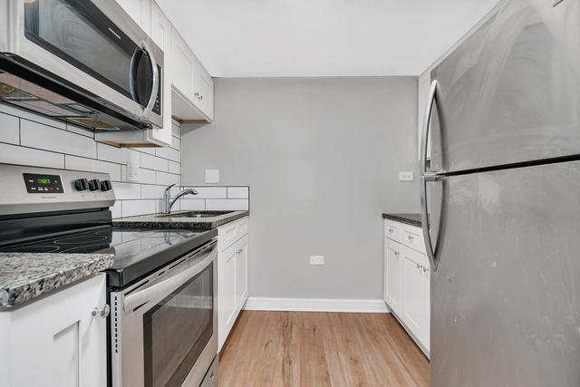 315 W Kimbell Avenue 03, Elmhurst, IL 60126