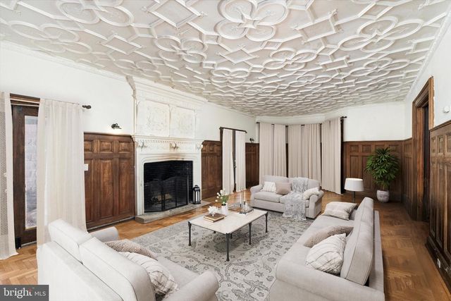 800 W STATE ST, Trenton, NJ 08611