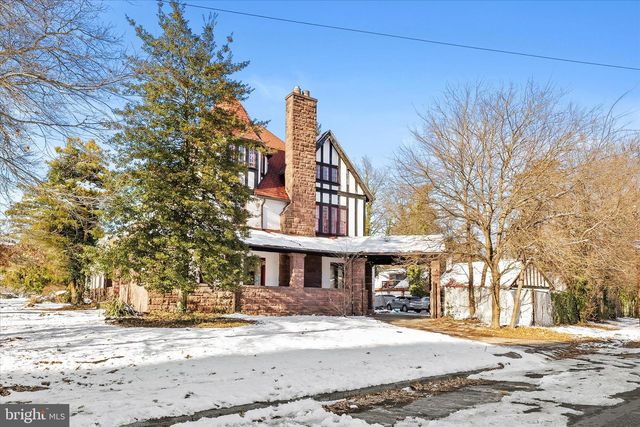 800 W STATE ST, Trenton, NJ 08611