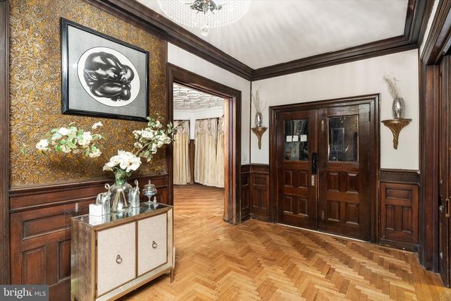 800 W STATE ST, Trenton, NJ 08611