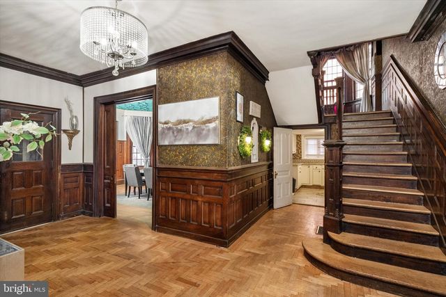 800 W STATE ST, Trenton, NJ 08611