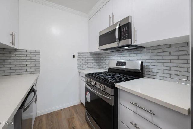 1736 N Normandie Avenue 6, Los Angeles, CA 90027