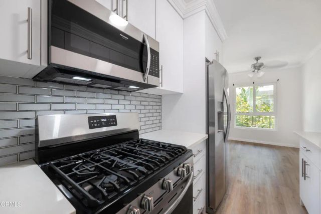 1736 N Normandie Avenue 6, Los Angeles, CA 90027