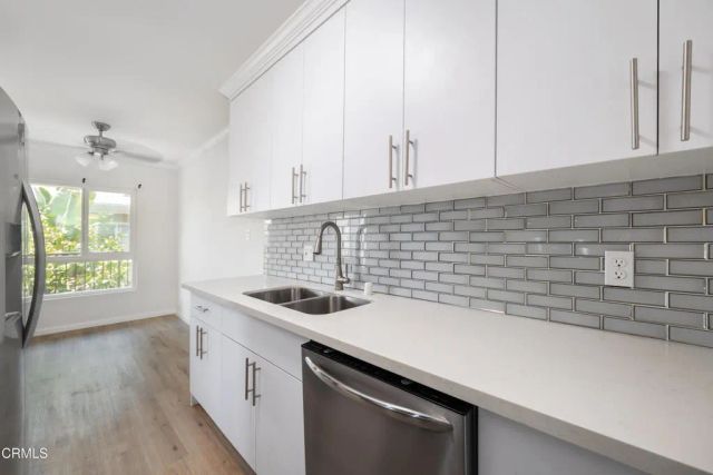 1736 N Normandie Avenue 6, Los Angeles, CA 90027