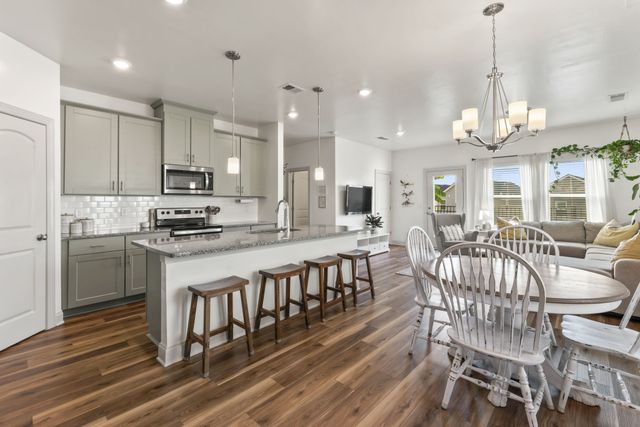 811 Arrington Way, Columbia, TN 38401