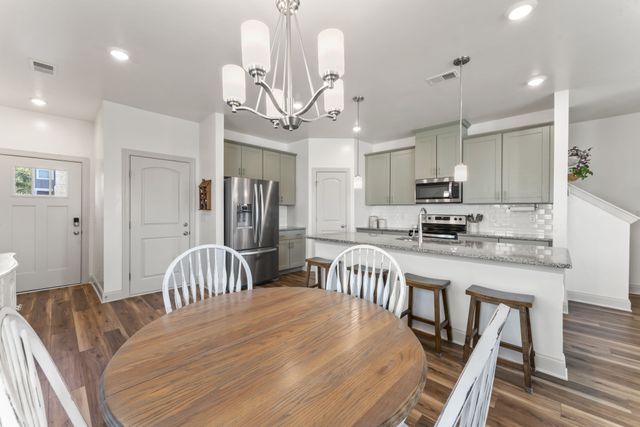 811 Arrington Way, Columbia, TN 38401