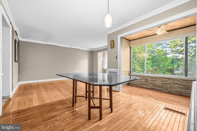 12635 OAKWOOD DR, Woodbridge, VA 22192