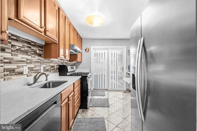 12635 OAKWOOD DR, Woodbridge, VA 22192