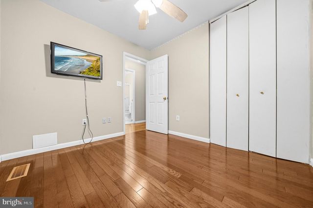 12635 OAKWOOD DR, Woodbridge, VA 22192