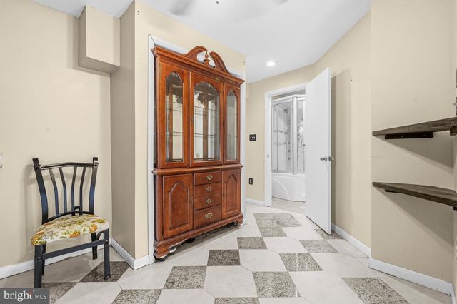 12635 OAKWOOD DR, Woodbridge, VA 22192