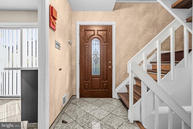 12635 OAKWOOD DR, Woodbridge, VA 22192