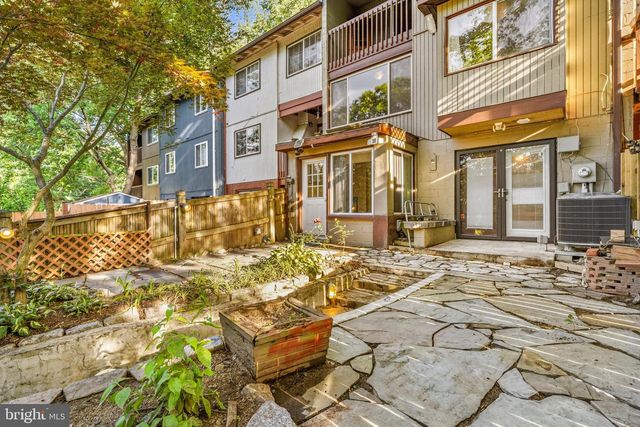 12635 OAKWOOD DR, Woodbridge, VA 22192