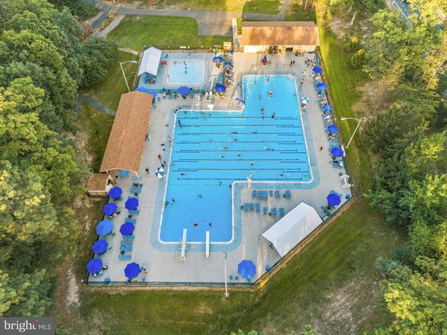 12635 OAKWOOD DR, Woodbridge, VA 22192
