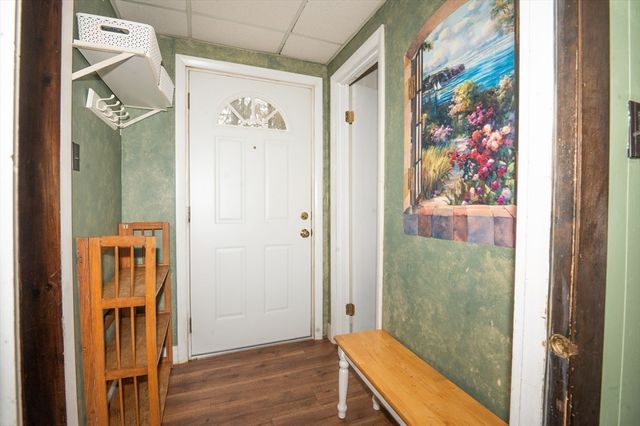 5 Crosby St, Webster, MA 01570