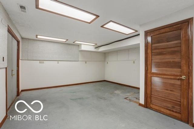 6708 Moss Court, Indianapolis, IN 46237