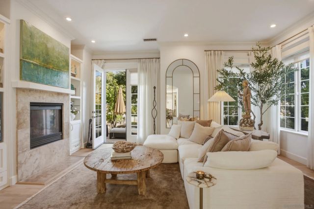 388 Bonair St, San Diego, CA 92037
