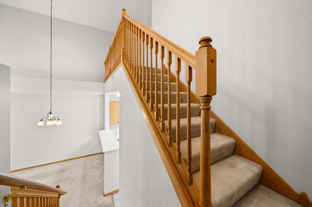15399 Foliage Avenue 1204, Apple Valley, MN 55124