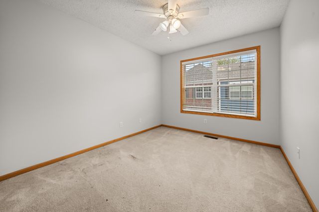 15399 Foliage Avenue 1204, Apple Valley, MN 55124
