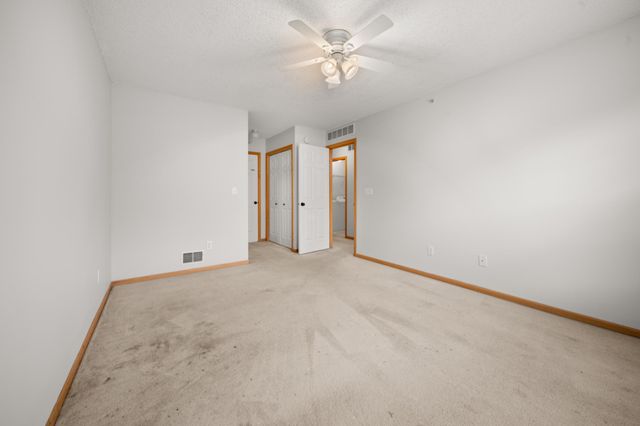 15399 Foliage Avenue 1204, Apple Valley, MN 55124