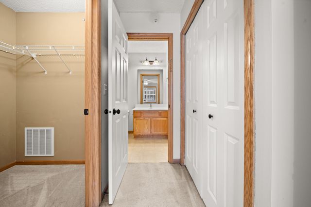 15399 Foliage Avenue 1204, Apple Valley, MN 55124