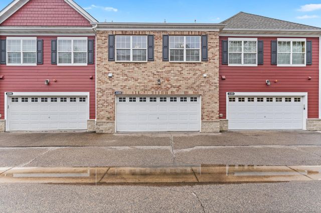 15399 Foliage Avenue 1204, Apple Valley, MN 55124