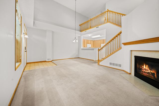 15399 Foliage Avenue 1204, Apple Valley, MN 55124