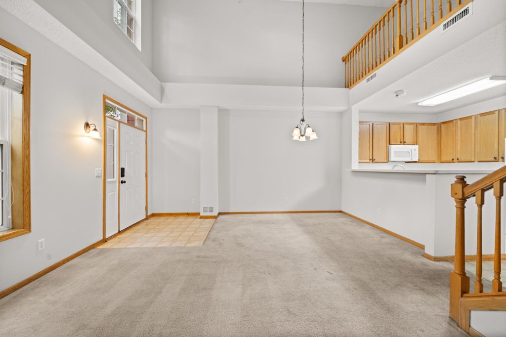 15399 Foliage Avenue 1204, Apple Valley, MN 55124 — photo 3