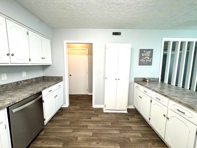 1202 28th Street, Phenix City, AL 36867