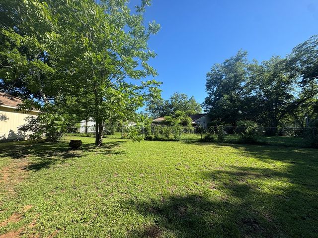 1202 28th Street, Phenix City, AL 36867