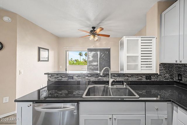 920 E DEVONSHIRE Avenue 3031, Phoenix, AZ 85014
