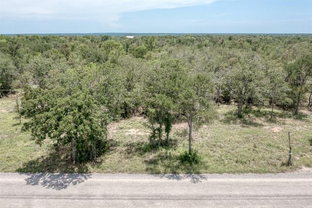 279 Earl Callahan RD A, Cedar Creek, TX 78612
