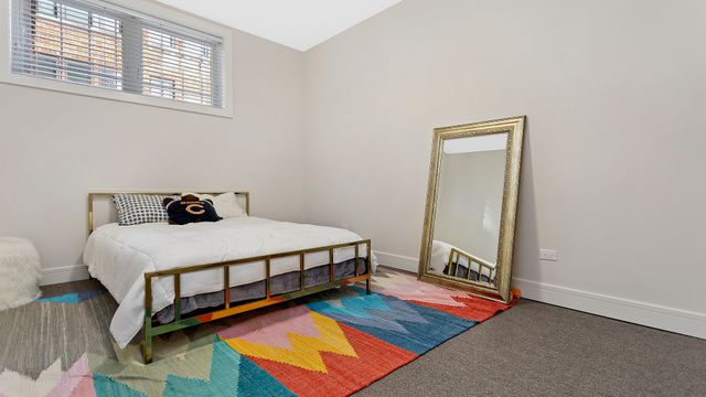2812 N Mildred Avenue 1E, Chicago, IL 60657