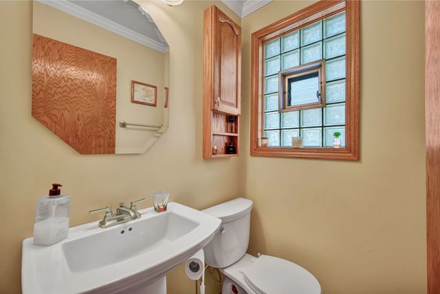 5228 Cass Street, Oak Lawn, IL 60453