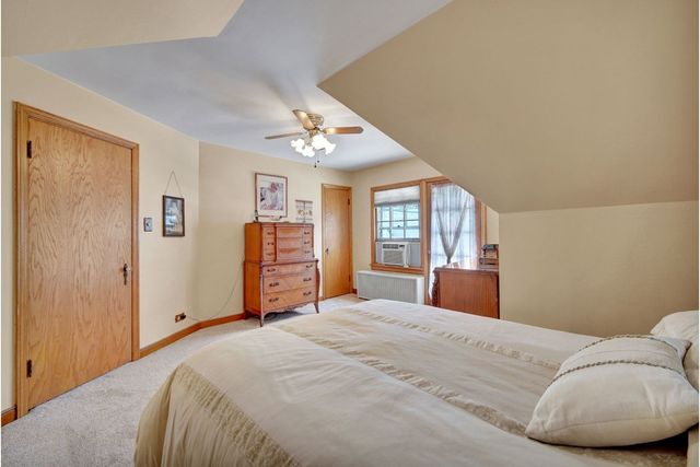5228 Cass Street, Oak Lawn, IL 60453
