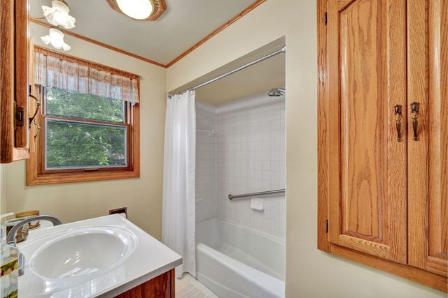 5228 Cass Street, Oak Lawn, IL 60453