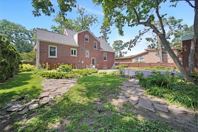 5228 Cass Street, Oak Lawn, IL 60453