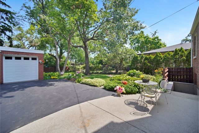 5228 Cass Street, Oak Lawn, IL 60453